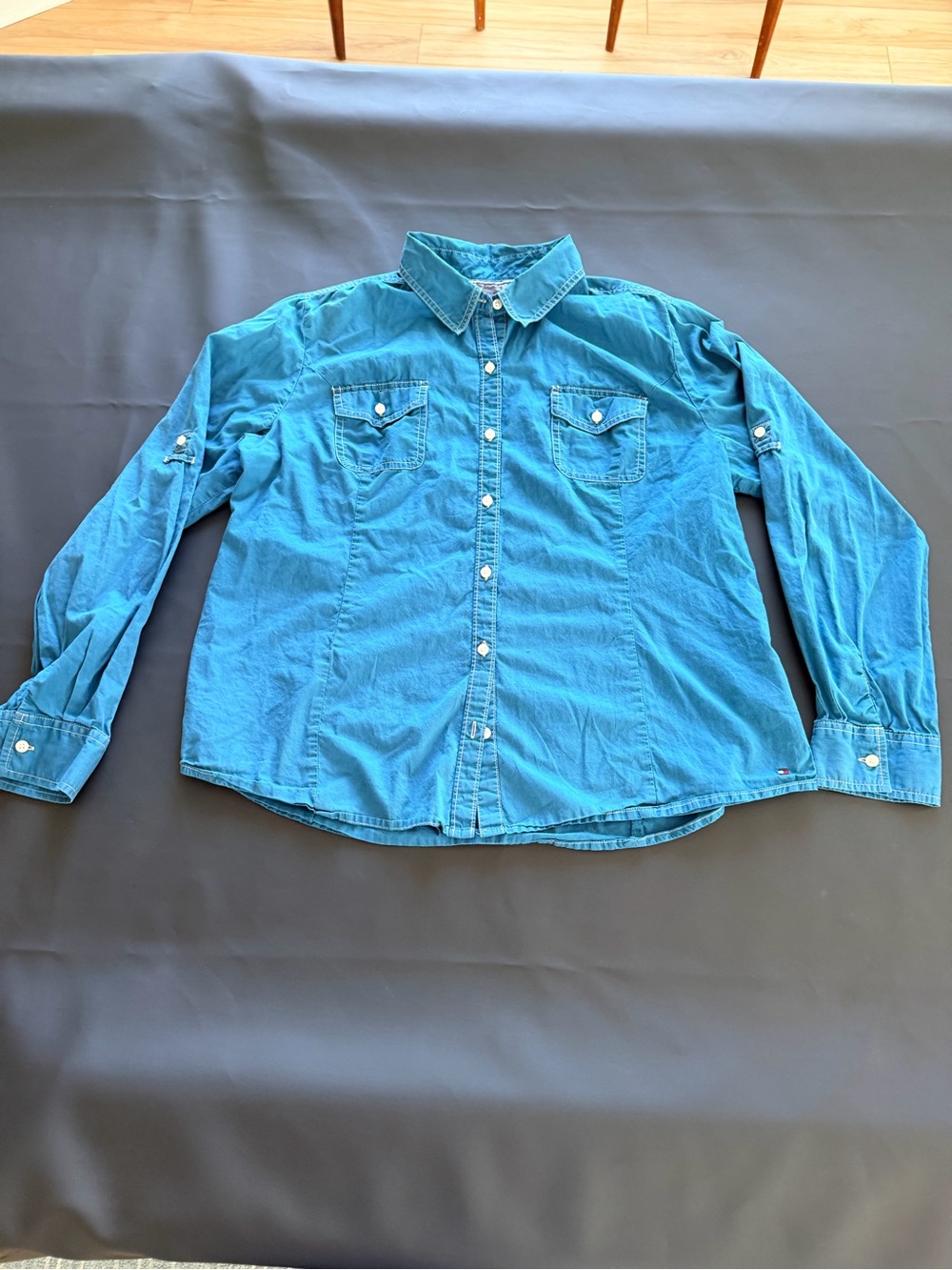 Women’s Long-Sleeve Teal Button-Up Shirt